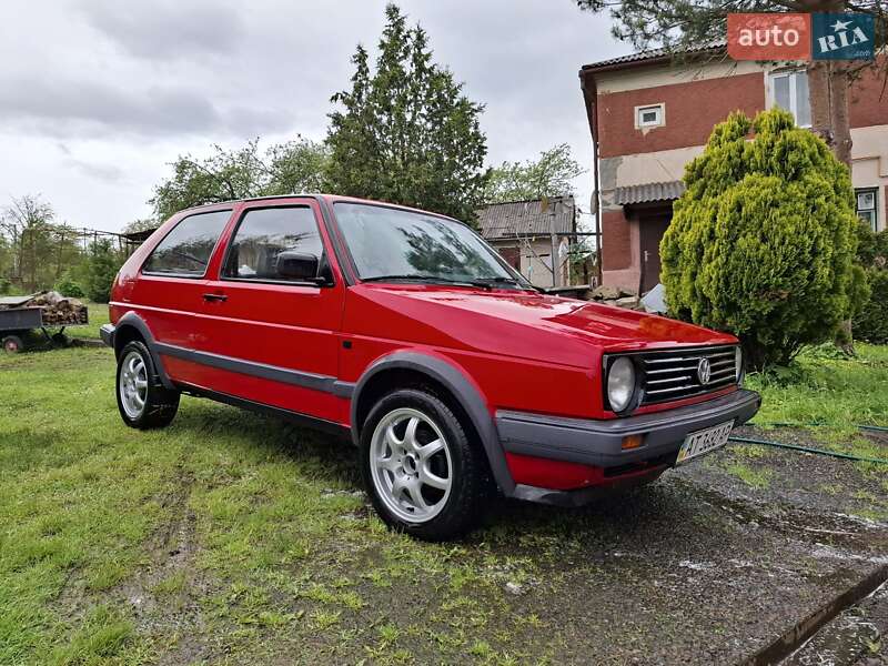 Хетчбек Volkswagen Golf 1987 в Долині