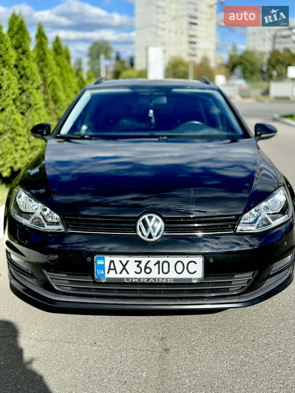Универсал Volkswagen Golf 2013 в Харькове