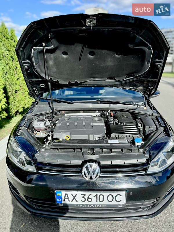 Универсал Volkswagen Golf 2013 в Харькове