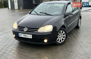 Хэтчбек Volkswagen Golf 2007 в Косове