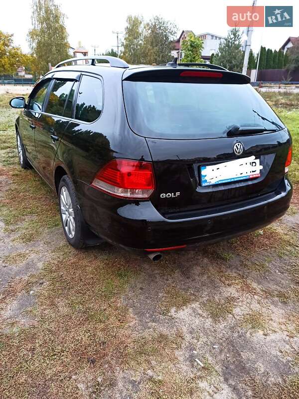 Універсал Volkswagen Golf 2012 в Кропивницькому