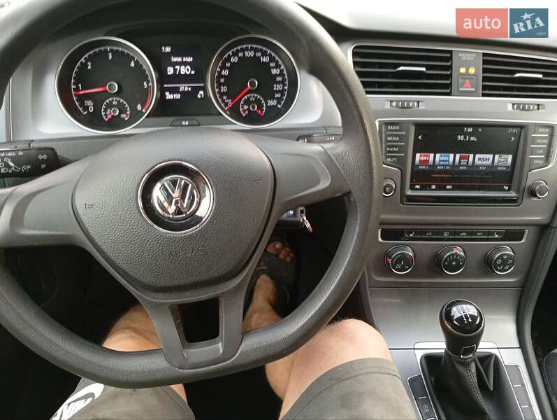 Універсал Volkswagen Golf 2016 в Ковелі