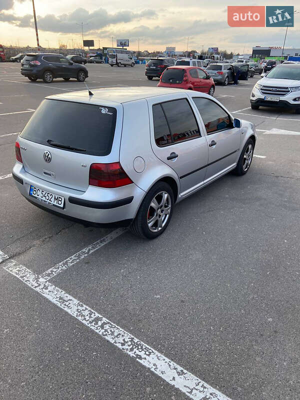 Хетчбек Volkswagen Golf 2000 в Львові