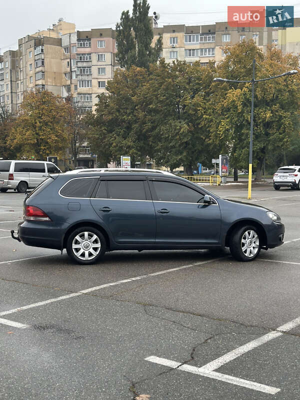 Универсал Volkswagen Golf 2010 в Броварах