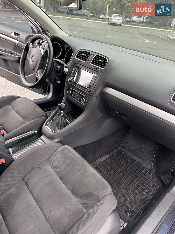 Универсал Volkswagen Golf 2010 в Броварах