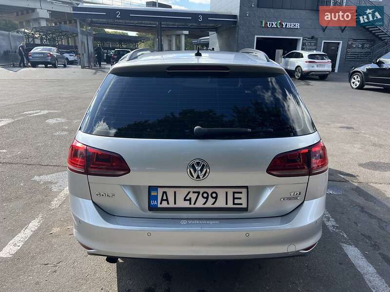 Универсал Volkswagen Golf 2013 в Киеве