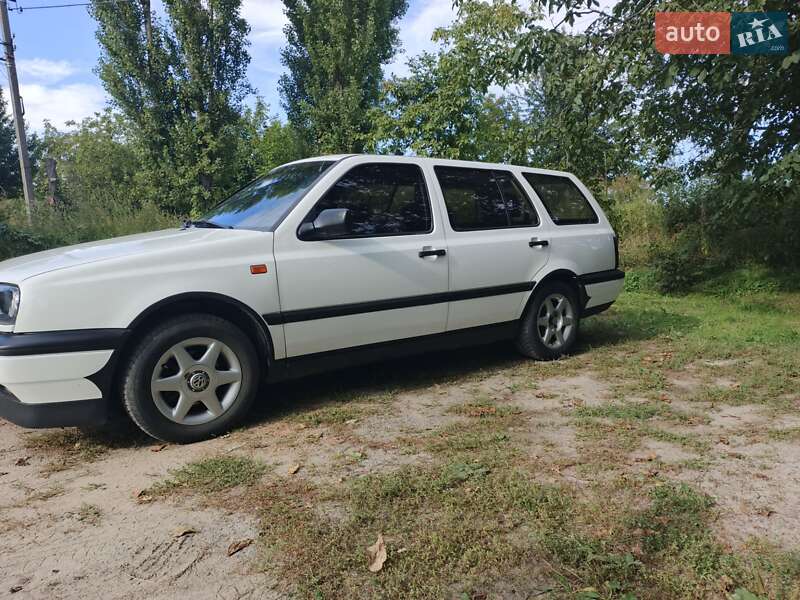 Универсал Volkswagen Golf 1995 в Кременчуге