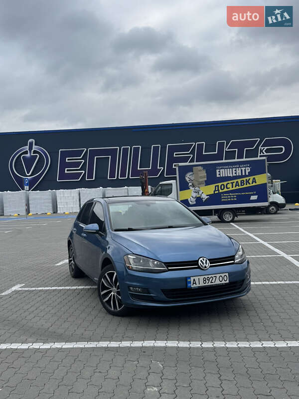 Хэтчбек Volkswagen Golf 2015 в Ивано-Франковске