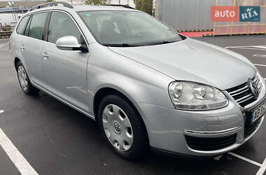 Універсал Volkswagen Golf 2009 в Вінниці