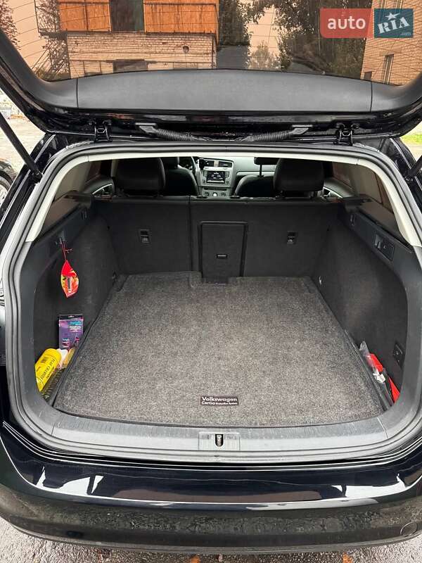 Универсал Volkswagen Golf 2015 в Переяславе