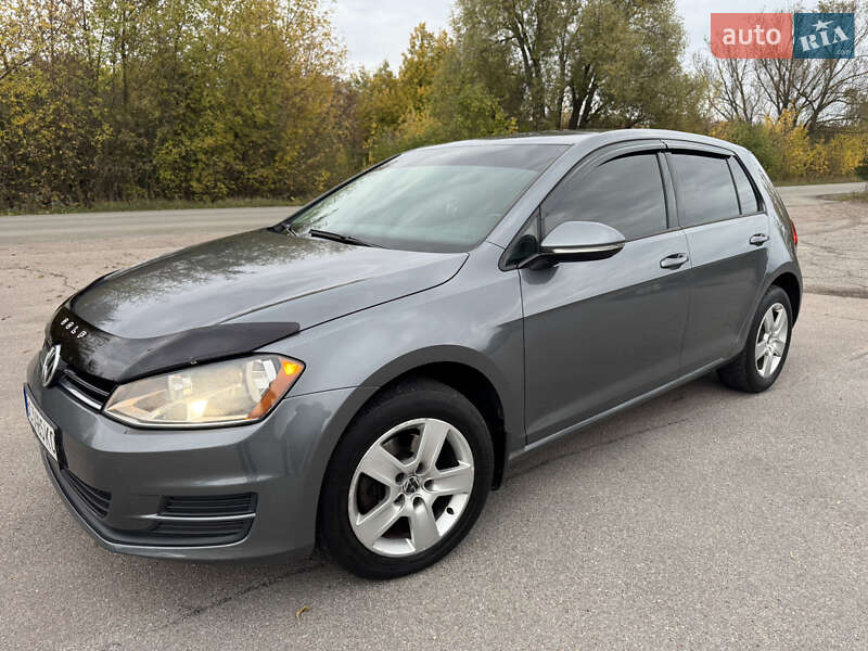 Хэтчбек Volkswagen Golf 2014 в Кролевце
