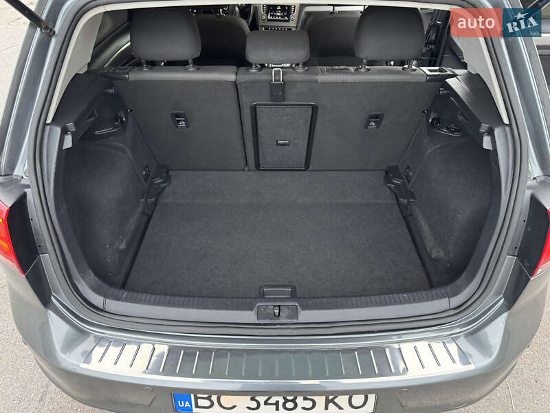 Хэтчбек Volkswagen Golf 2014 в Кролевце