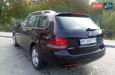 Универсал Volkswagen Golf 2010 в 