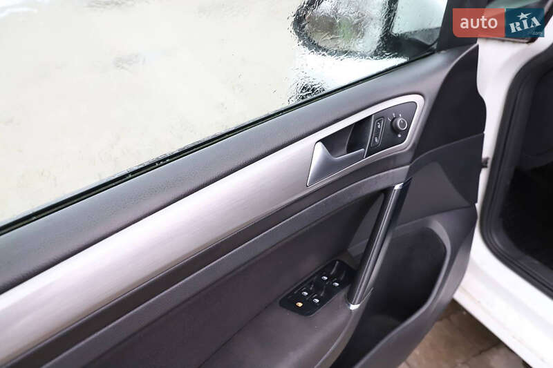 Универсал Volkswagen Golf 2016 в Тернополе фото 14 Универсал Volkswagen Golf 2016 в Тернополе