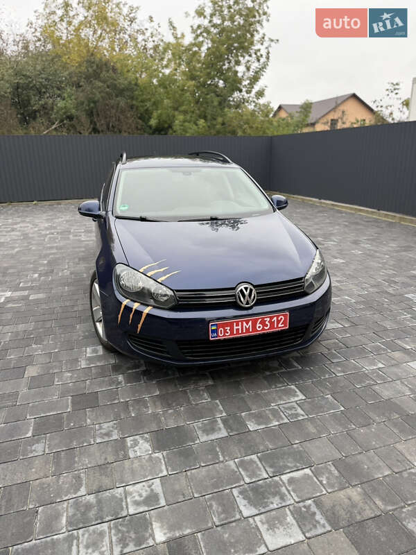 Універсал Volkswagen Golf 2010 в Хмельницькому
