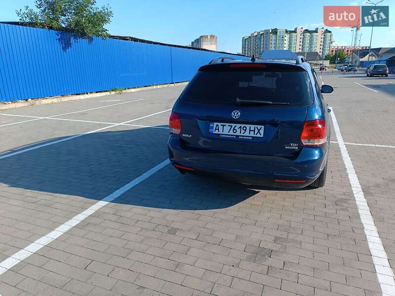 Универсал Volkswagen Golf 2011 в Калуше