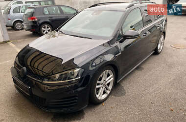 Универсал Volkswagen Golf 2014 в Дрогобыче