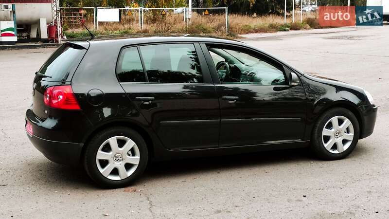 Хетчбек Volkswagen Golf 2008 в Полтаві