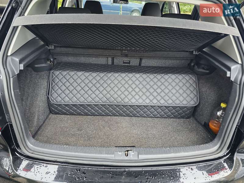 Хэтчбек Volkswagen Golf 2013 в Киеве фото 15 Хэтчбек Volkswagen Golf 2013 в Киеве
