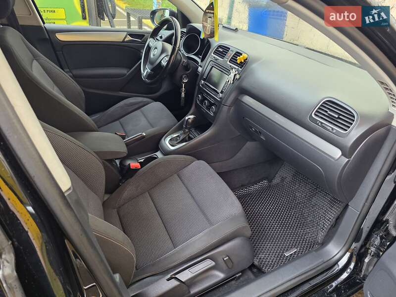 Хэтчбек Volkswagen Golf 2013 в Киеве фото 30 Хэтчбек Volkswagen Golf 2013 в Киеве