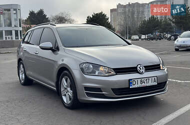Универсал Volkswagen Golf 2015 в Николаеве