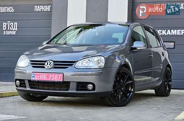 Хэтчбек Volkswagen Golf 2009 в Львове