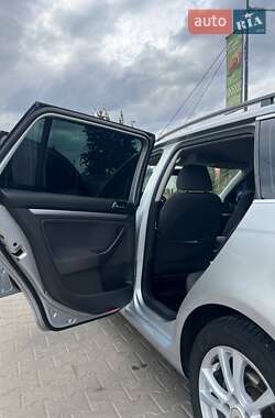 Универсал Volkswagen Golf 2009 в 