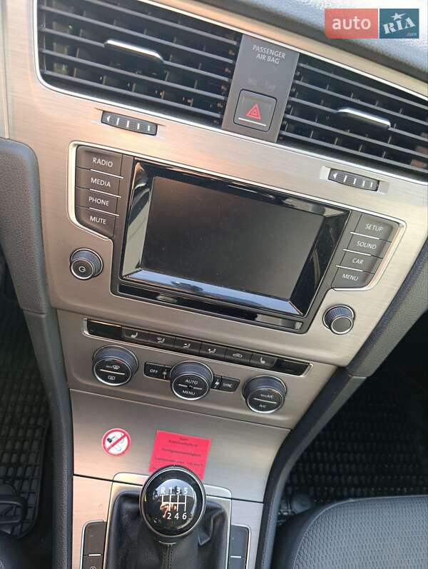 Універсал Volkswagen Golf 2015 в Летичіві