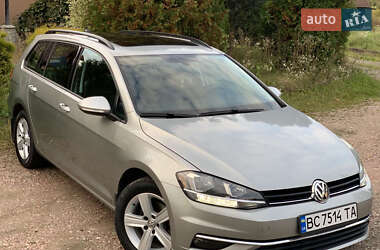 Універсал Volkswagen Golf 2017 в Дрогобичі