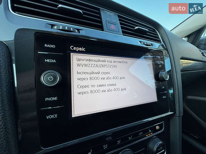 Універсал Volkswagen Golf 2019 в Хмельницькому