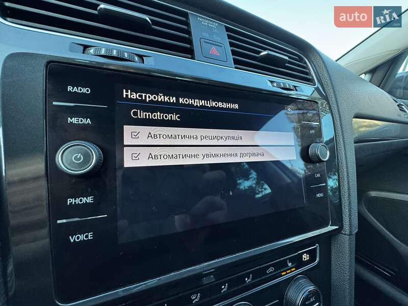 Універсал Volkswagen Golf 2019 в Хмельницькому