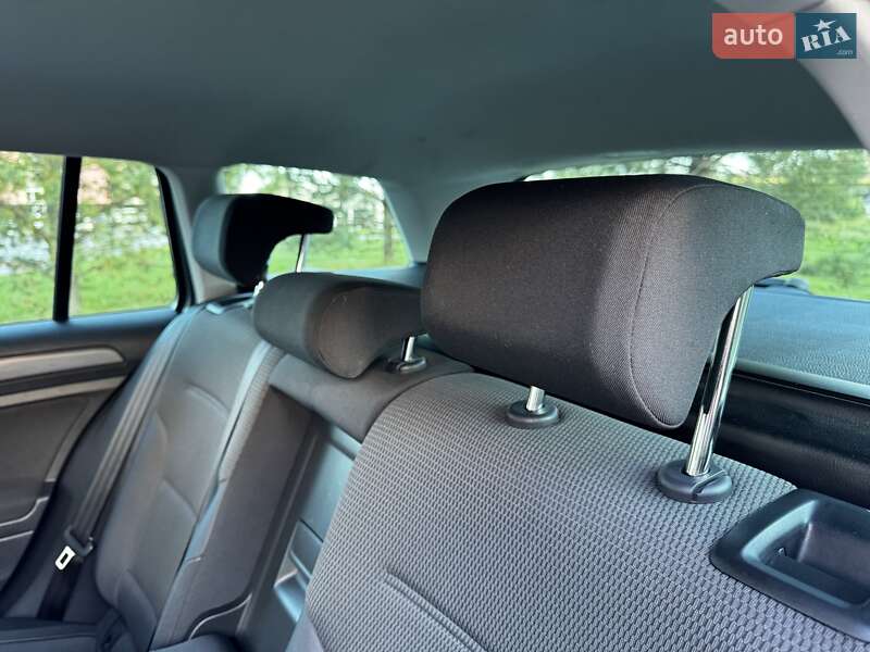 Універсал Volkswagen Golf 2019 в Хмельницькому