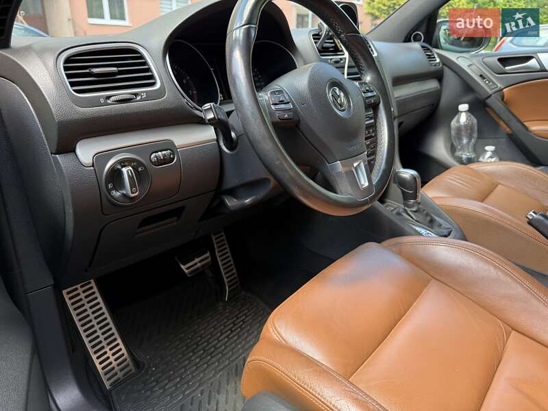 Хетчбек Volkswagen Golf 2012 в Одесі