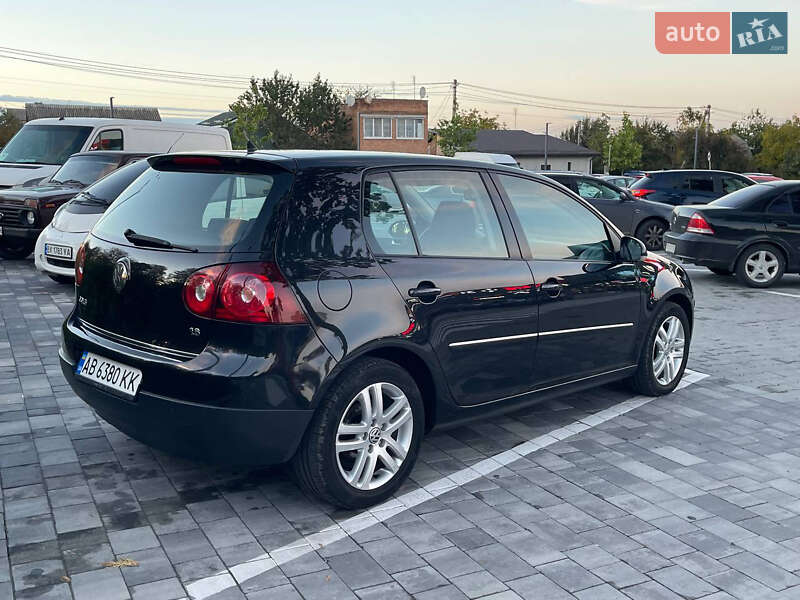 Хэтчбек Volkswagen Golf 2008 в Виннице