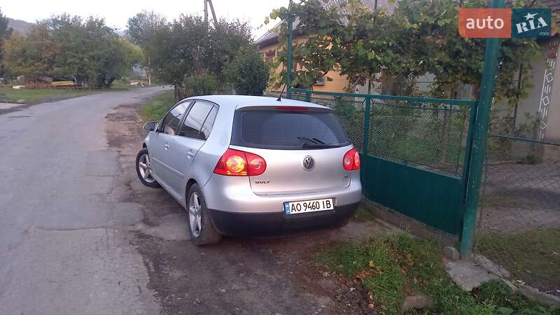 Хетчбек Volkswagen Golf 2007 в Мукачевому