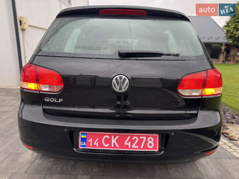 Хетчбек Volkswagen Golf 2012 в Львові