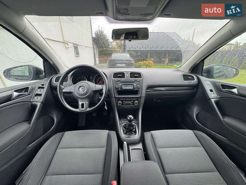 Хетчбек Volkswagen Golf 2012 в Львові