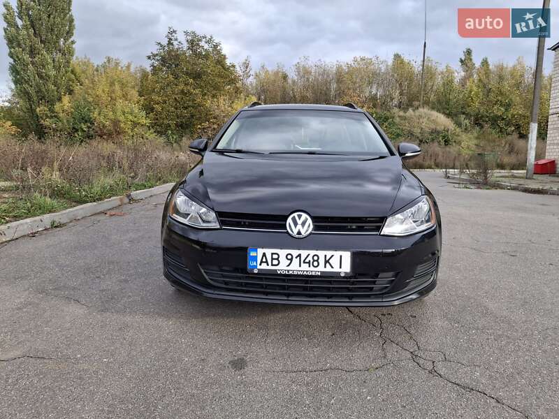 Універсал Volkswagen Golf 2015 в Жмеринці