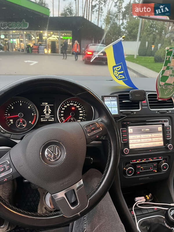 Универсал Volkswagen Golf 2010 в Киеве фото 6 Универсал Volkswagen Golf 2010 в Киеве
