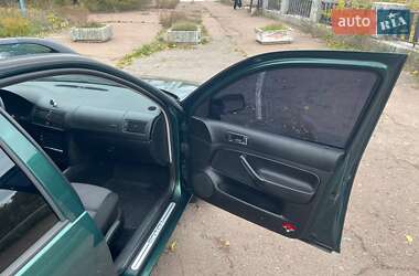 Универсал Volkswagen Golf 2000 в  фото 11 Универсал Volkswagen Golf 2000 в