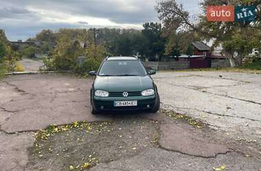 Универсал Volkswagen Golf 2000 в  фото 4 Универсал Volkswagen Golf 2000 в