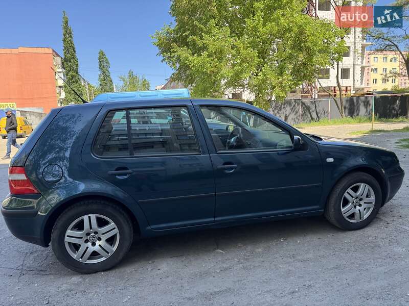 Хэтчбек Volkswagen Golf 2002 в Кременчуге фото 6 Хэтчбек Volkswagen Golf 2002 в Кременчуге