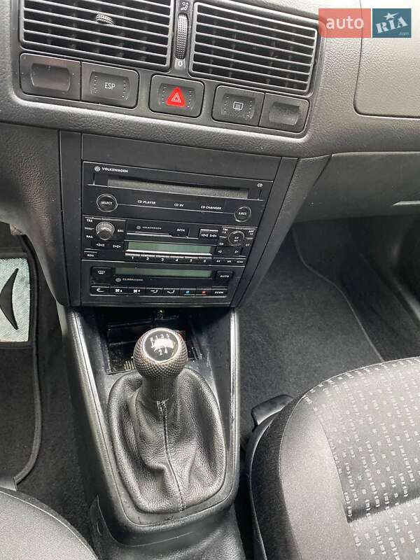 Хетчбек Volkswagen Golf 2002 в Бучачі