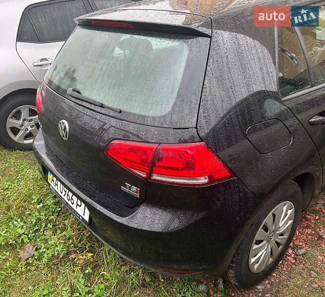 Хетчбек Volkswagen Golf 2013 в Києві