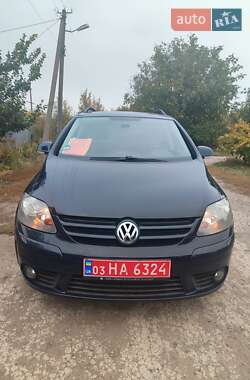 Хэтчбек Volkswagen Golf 2008 в Лозовой