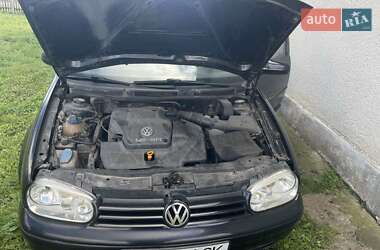 Хэтчбек Volkswagen Golf 1998 в  фото 12 Хэтчбек Volkswagen Golf 1998 в