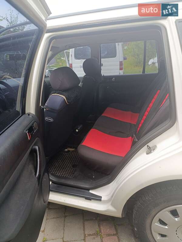 Універсал Volkswagen Golf 2005 в Івано-Франківську