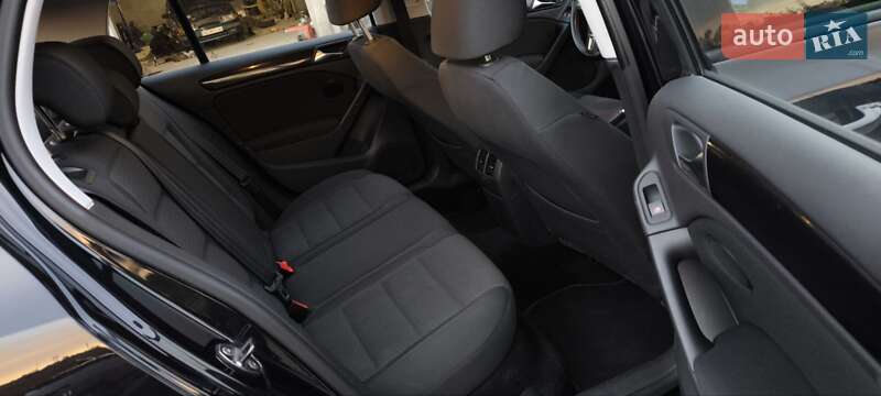 Хетчбек Volkswagen Golf 2009 в Мукачевому