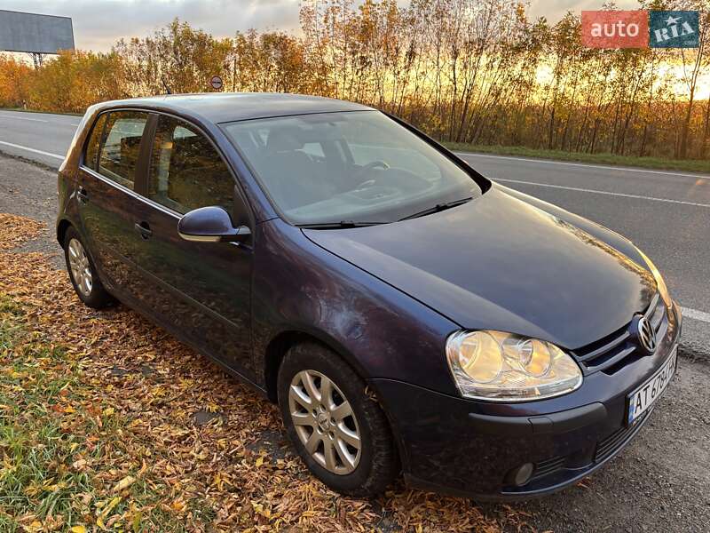 Хэтчбек Volkswagen Golf 2006 в Ивано-Франковске