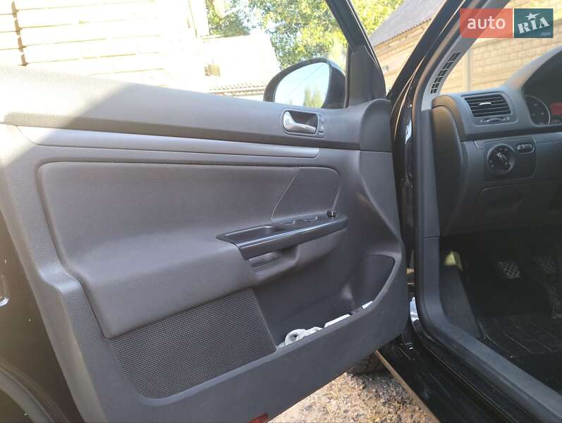 Универсал Volkswagen Golf 2008 в Днепре фото 5 Универсал Volkswagen Golf 2008 в Днепре